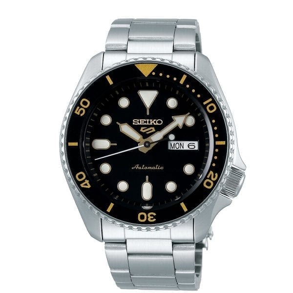 SEIKO 5 AUTOMATIC BLACK DIAL STAINLESS STEEL BRACELET WATCH