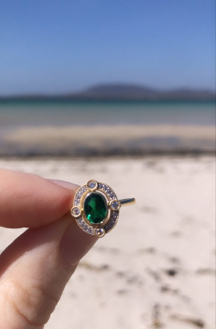 Antique Style Emerald 9K gold Ring