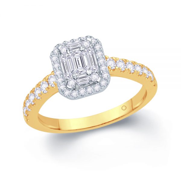 Diamond Engagement Ring Emerald and Round brilliant cut